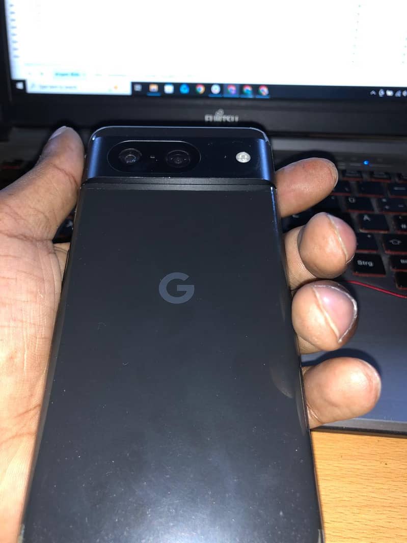 Google Pixel 8 1