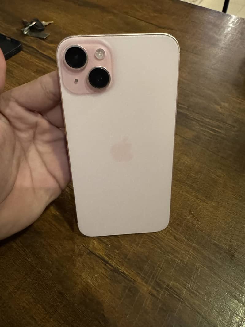 Apple iPhone 15 plus 2