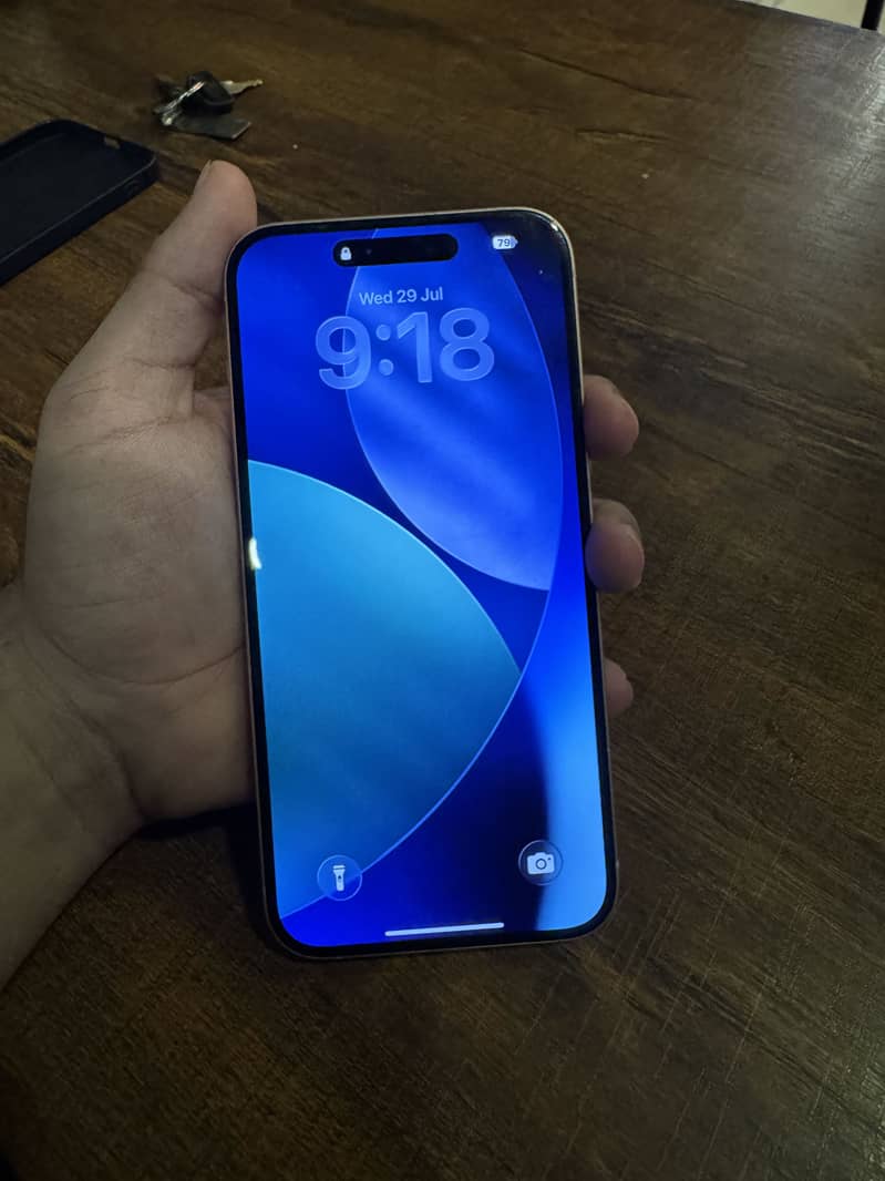 Apple iPhone 15 plus 3
