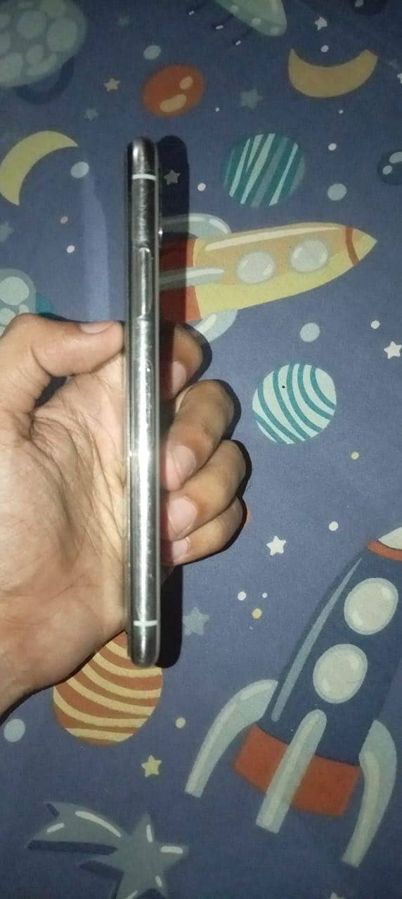 Apple iPhone X 2