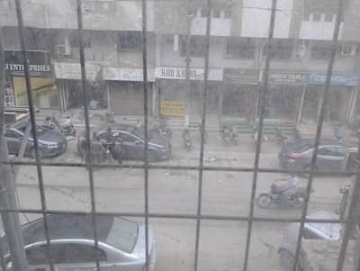 Defence DHA phase 5 badar commercial 900 SQ ft meeznine floor available for rent