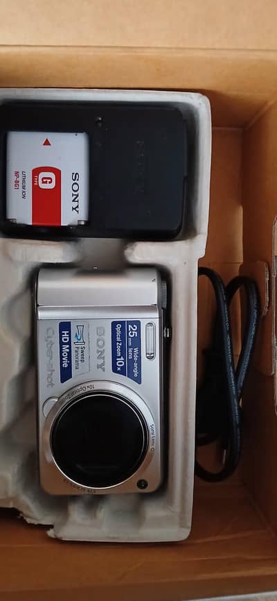 Sony cybershot brand new condition