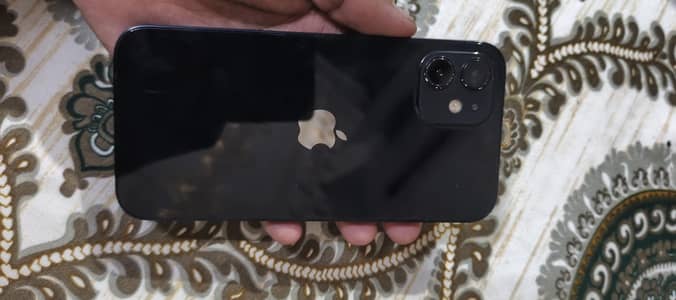 Apple iPhone 12