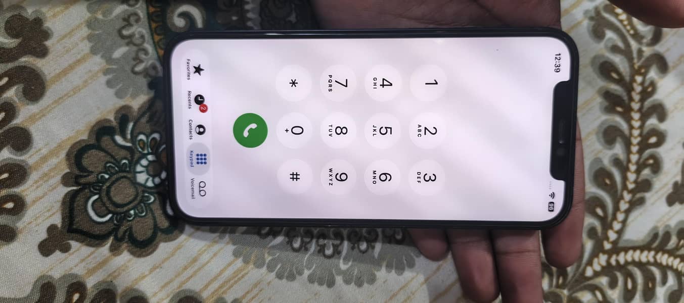 Apple iPhone 12 1