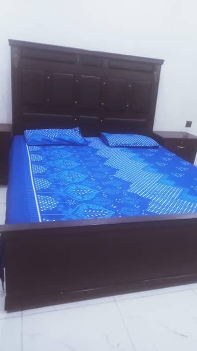 Bed set side tables and medicated matres