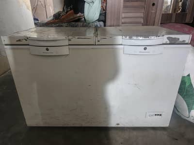 Refrigerator and freezer