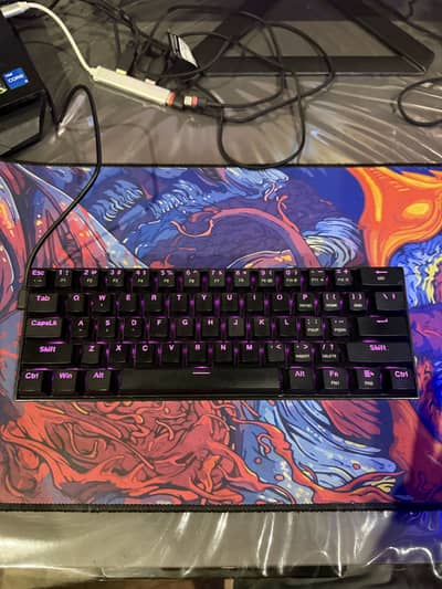 Redragon K630 60% Mechanical Keyboard – Excellent Condition