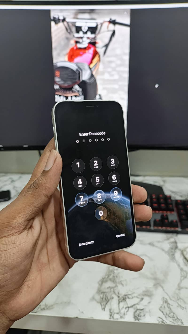 Apple iPhone 12 mini 5