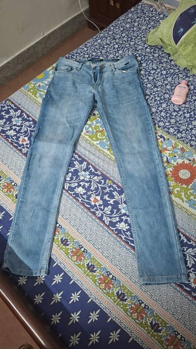 blue jeans pant