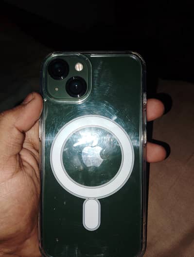 Apple iPhone 13