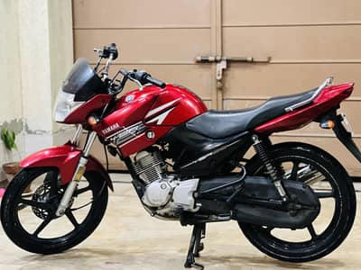 Yamaha YBR 2016 model in good condition for sale