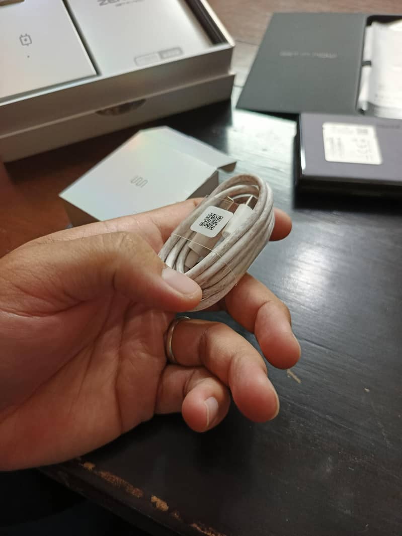 Infinix Zero Flip 10