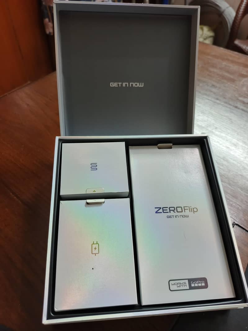 Infinix Zero Flip 14
