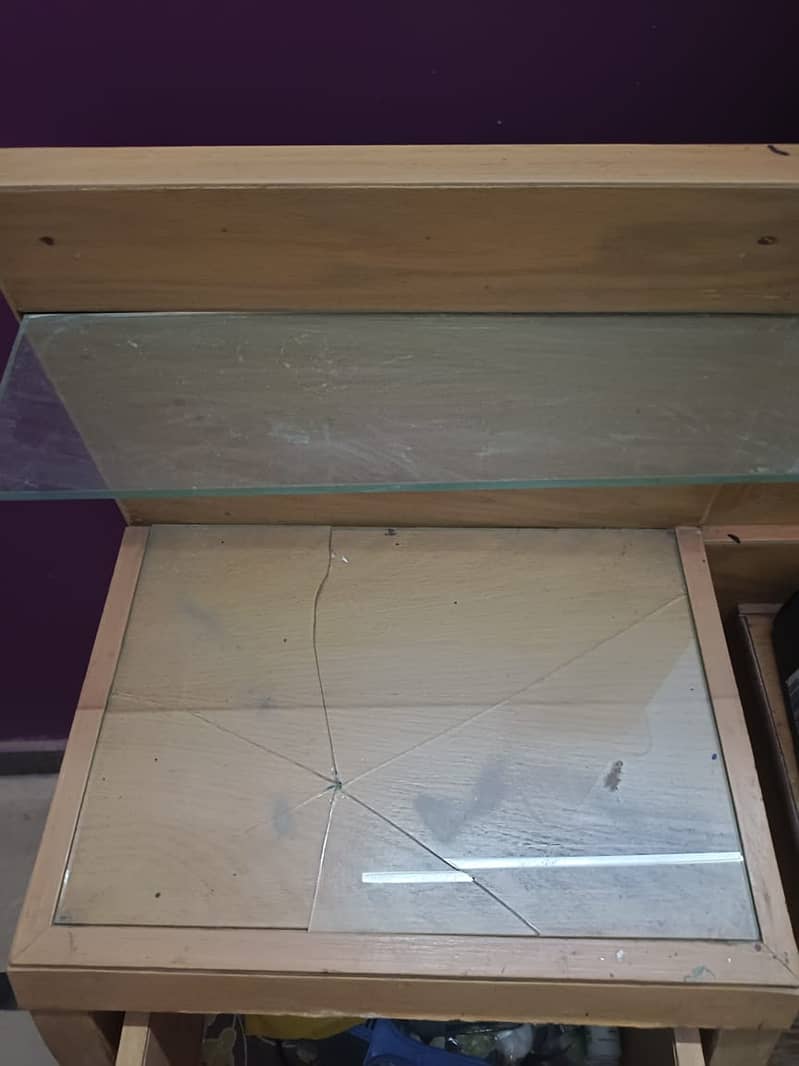 Wood dressing table 1