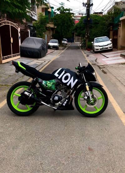 YBR 125 Modifie 2017