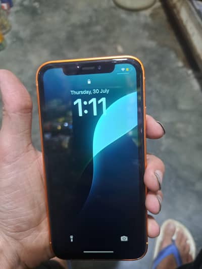 I phone xr pta Apr 128