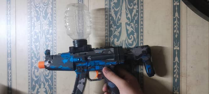 orbeese blaster gun in blue color