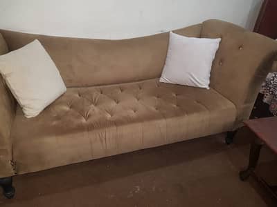 Ful saiz dewan sofa for sale