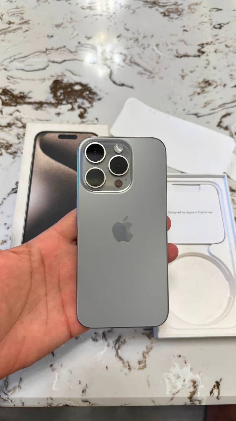 Apple iPhone 15 Pro Max 1