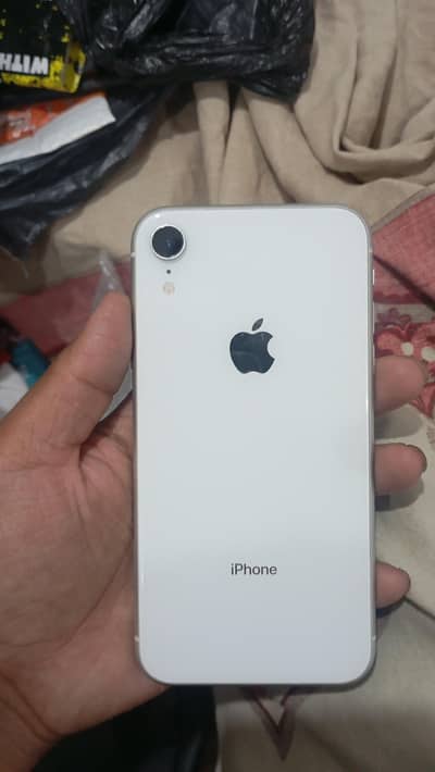 Apple iPhone XR