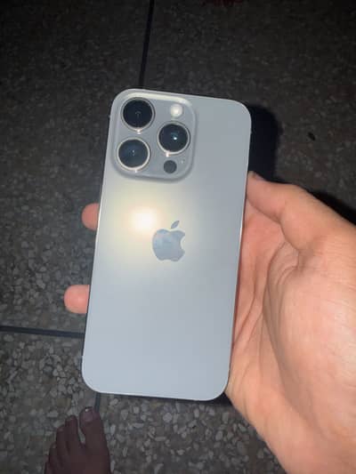 Apple iPhone 15 Pro