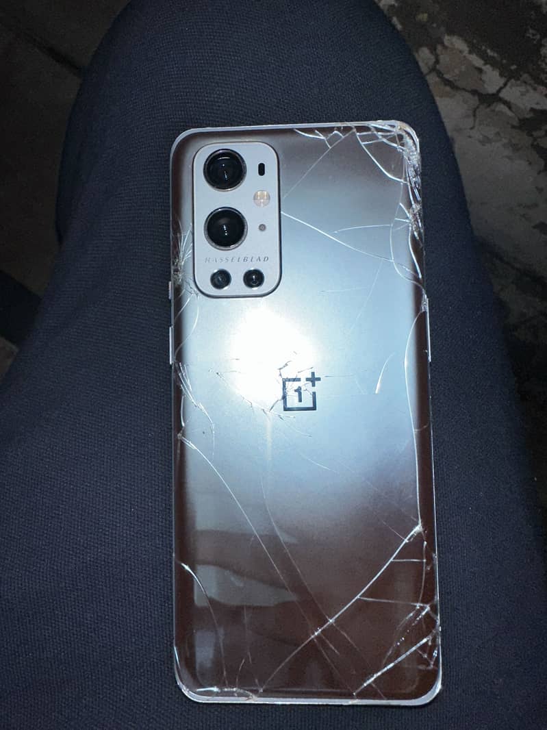 One Plus 9 Pro 0