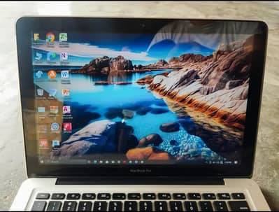 Apple MacBook Pro Mid 2012 for sale in good condition 10/10.
