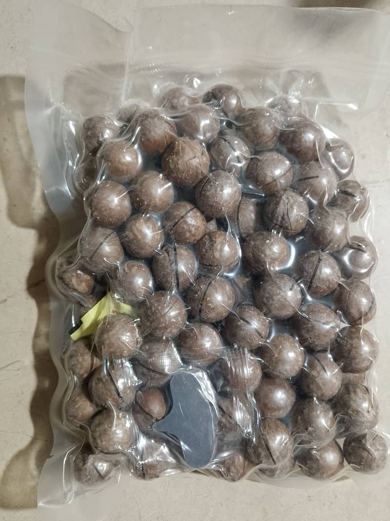Key walnuts 500gm 1