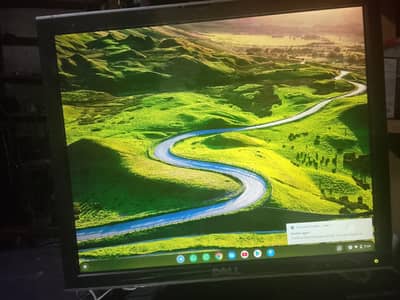 Chromebook with lcd 17inch with keyboard mouse