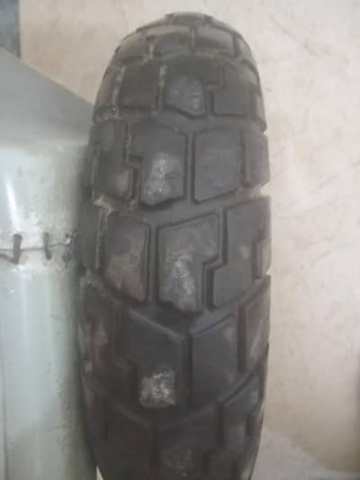 Used Tubeless Tyres for Scooty