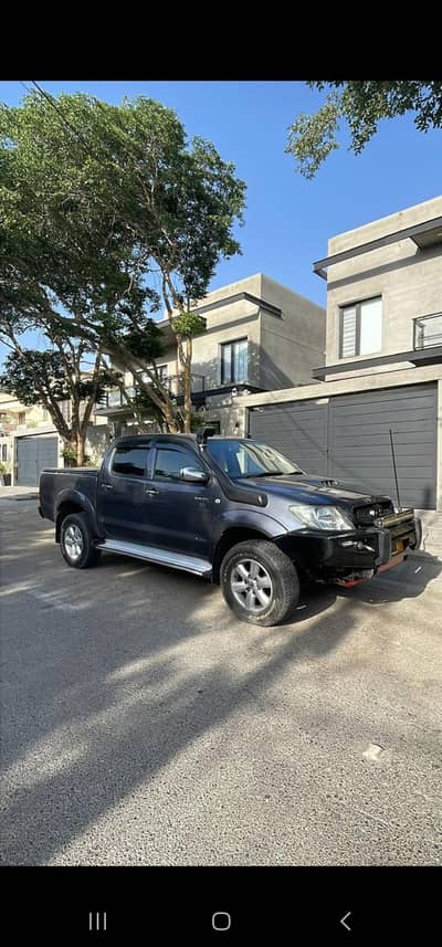 Toyota Hilux vigo invincible uk edition 2009