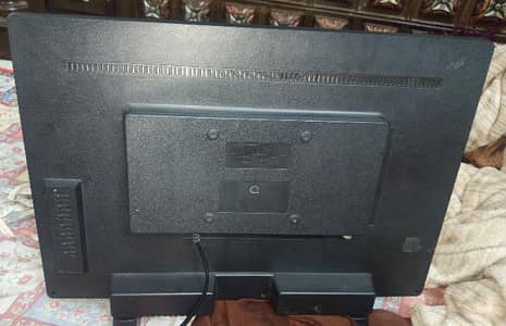 24 Inch LCD