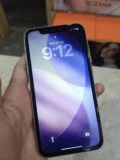 Apple iPhone 11