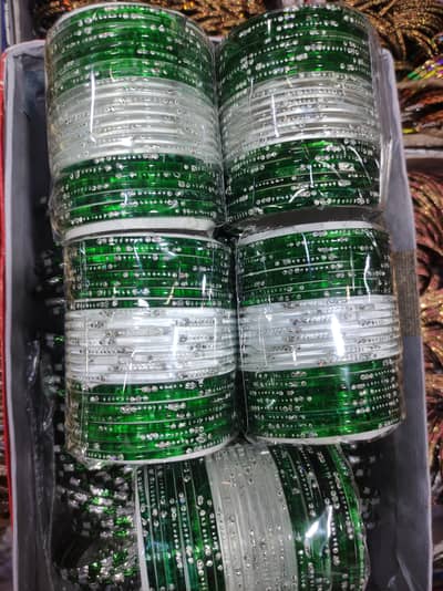 14 Aug Independenc Bangles /03234544506