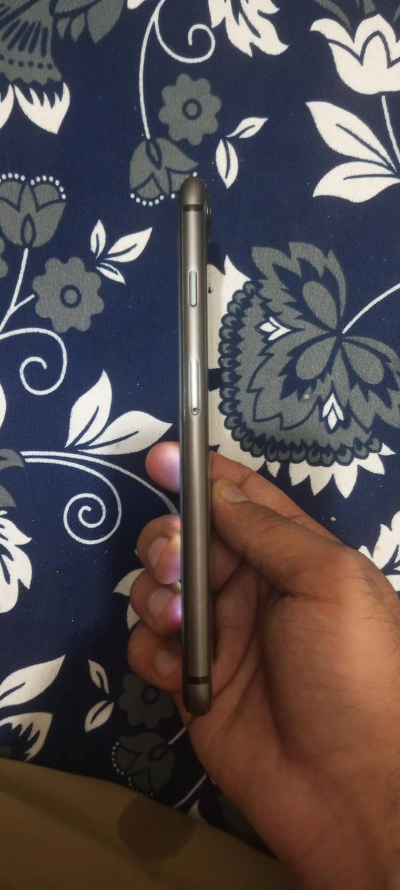 Apple iPhone 8 Plus 2