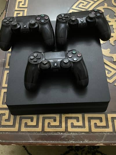 Ps4 slim never opened