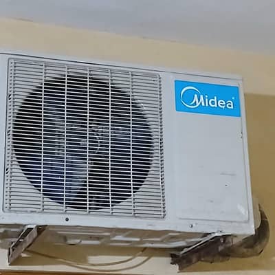 Midea 1.5 ton AC Normal