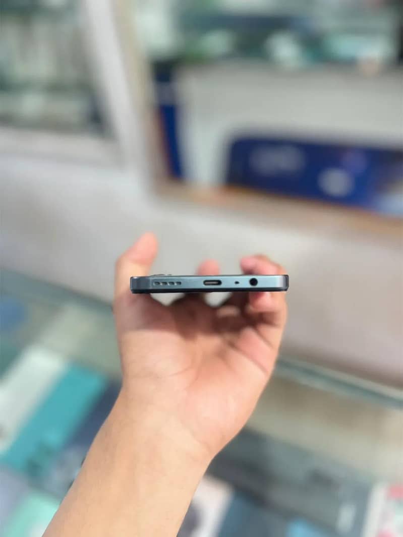 Realme C71 4