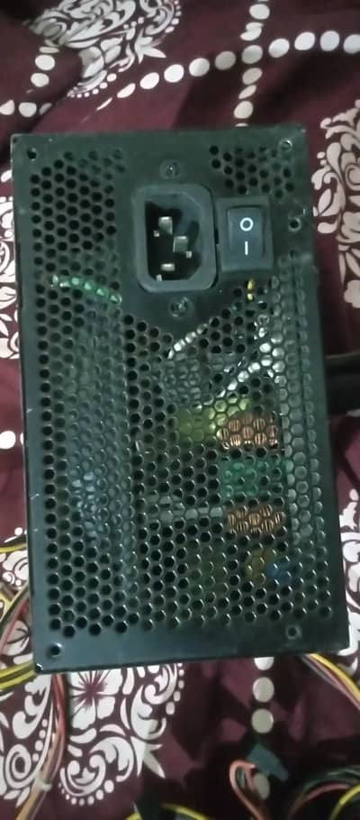600 walt cheep rats power supply rx 590 rx 570 gtx  rx 580