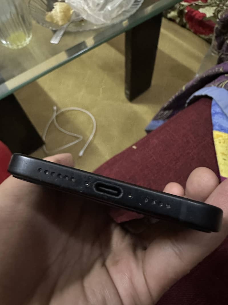 Apple iPhone 15 plus 3