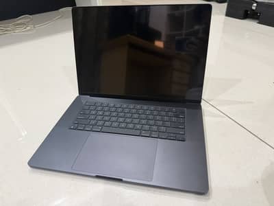 Apple MacBook Pro m4 max 16 inch