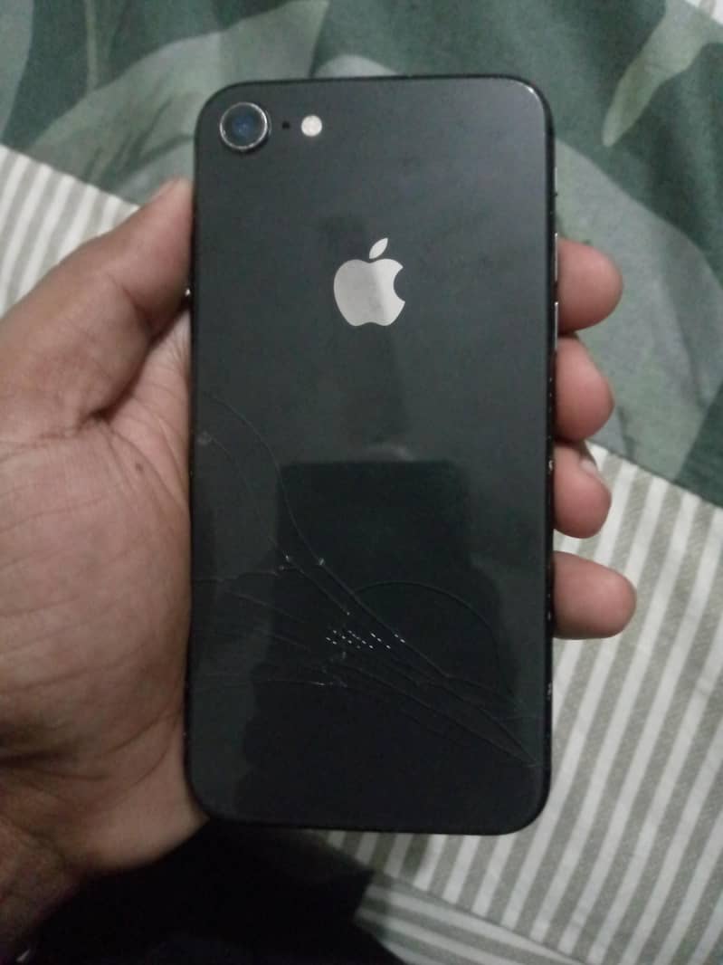 Apple iPhone 8 0