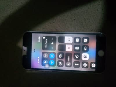 Apple iPhone 7