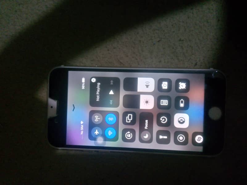 Apple iPhone 7 0