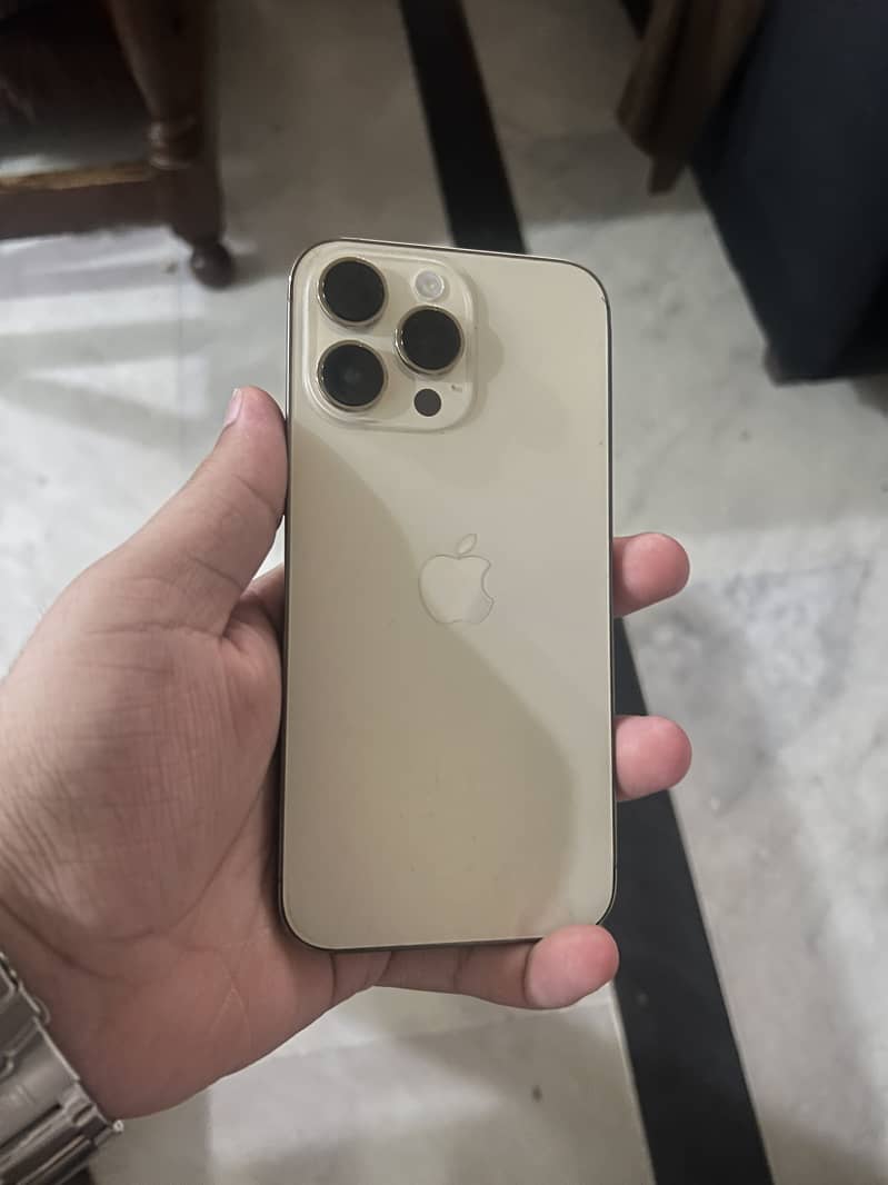 Iphone 14 pro max 1