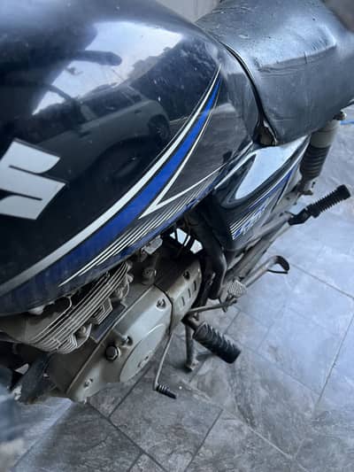 Suzuki gs150 2015 model for sale