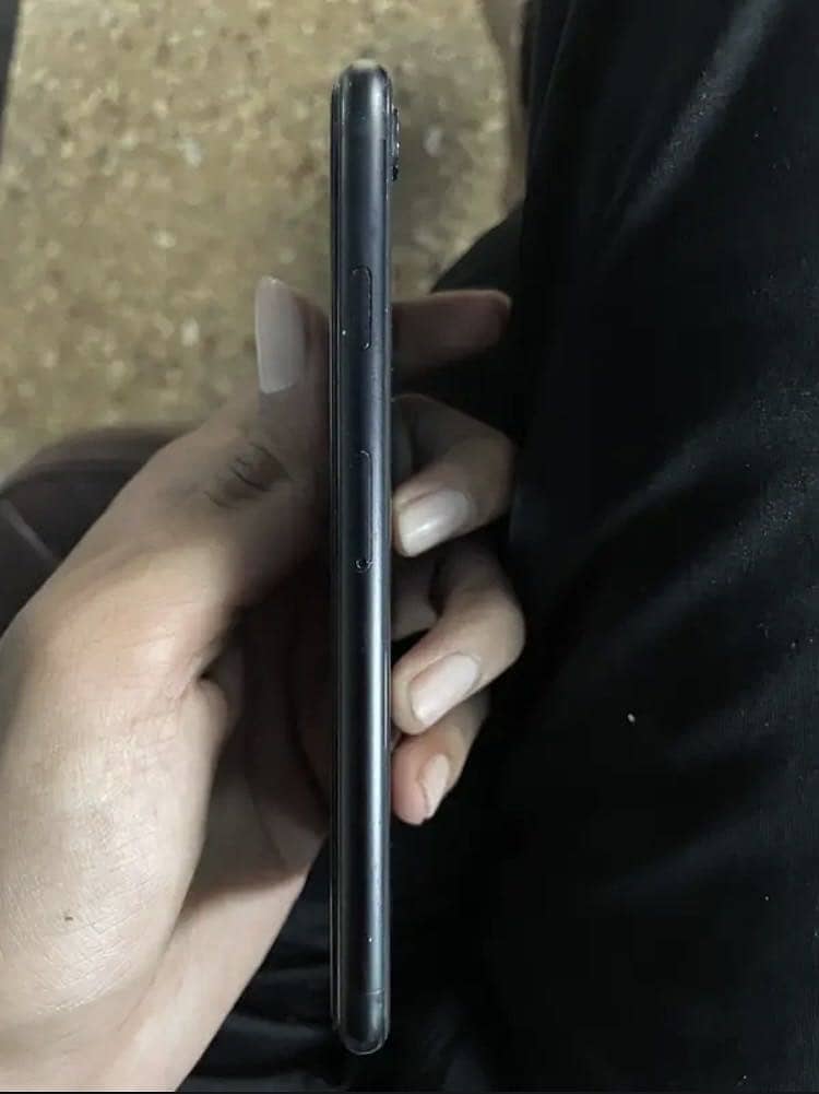 Apple iPhone se 3