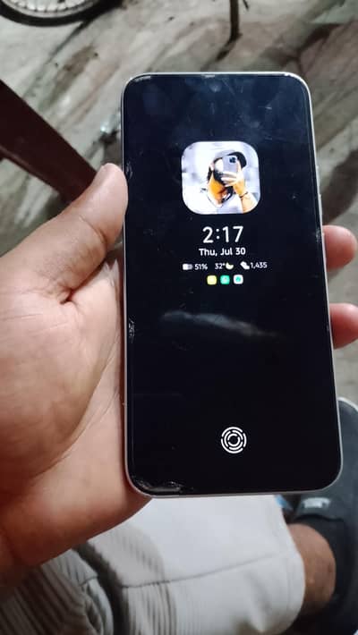Tecno CAMON 40 Pro daba charger sat ha 1 months Chala ha