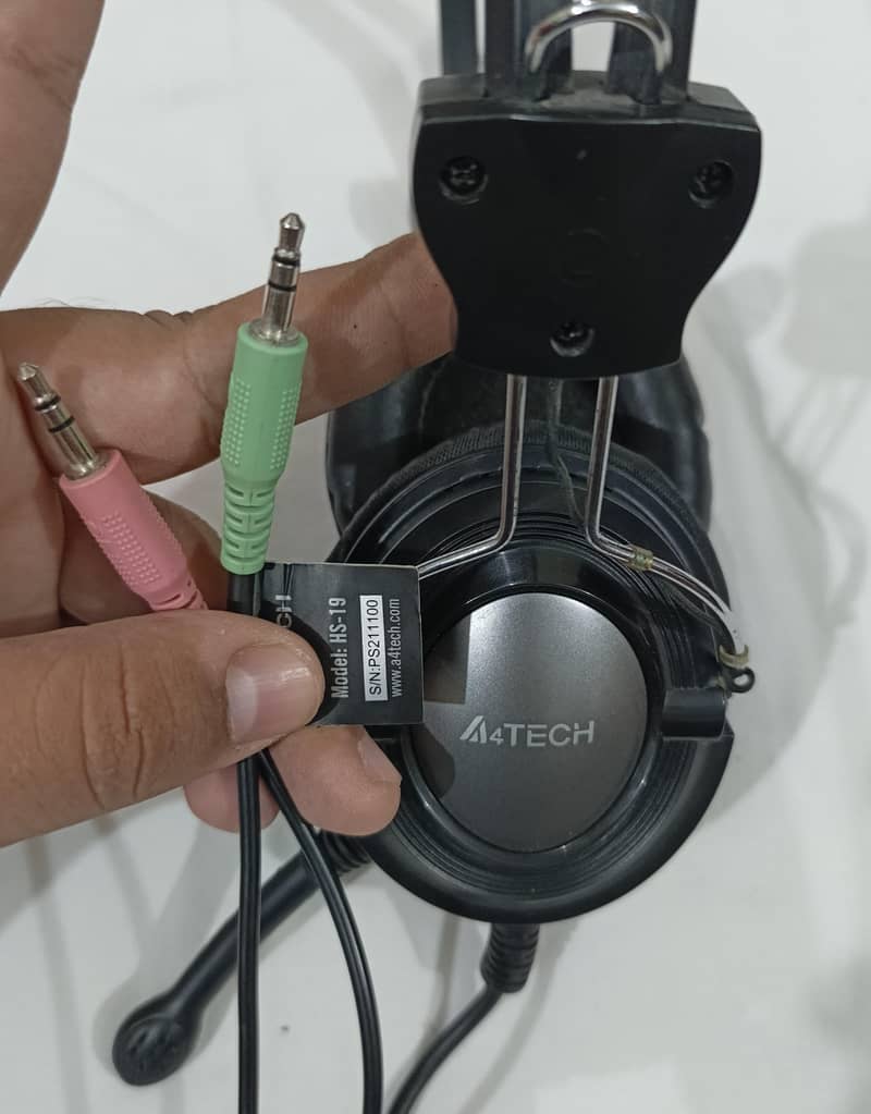 A4Tech HS-19 2