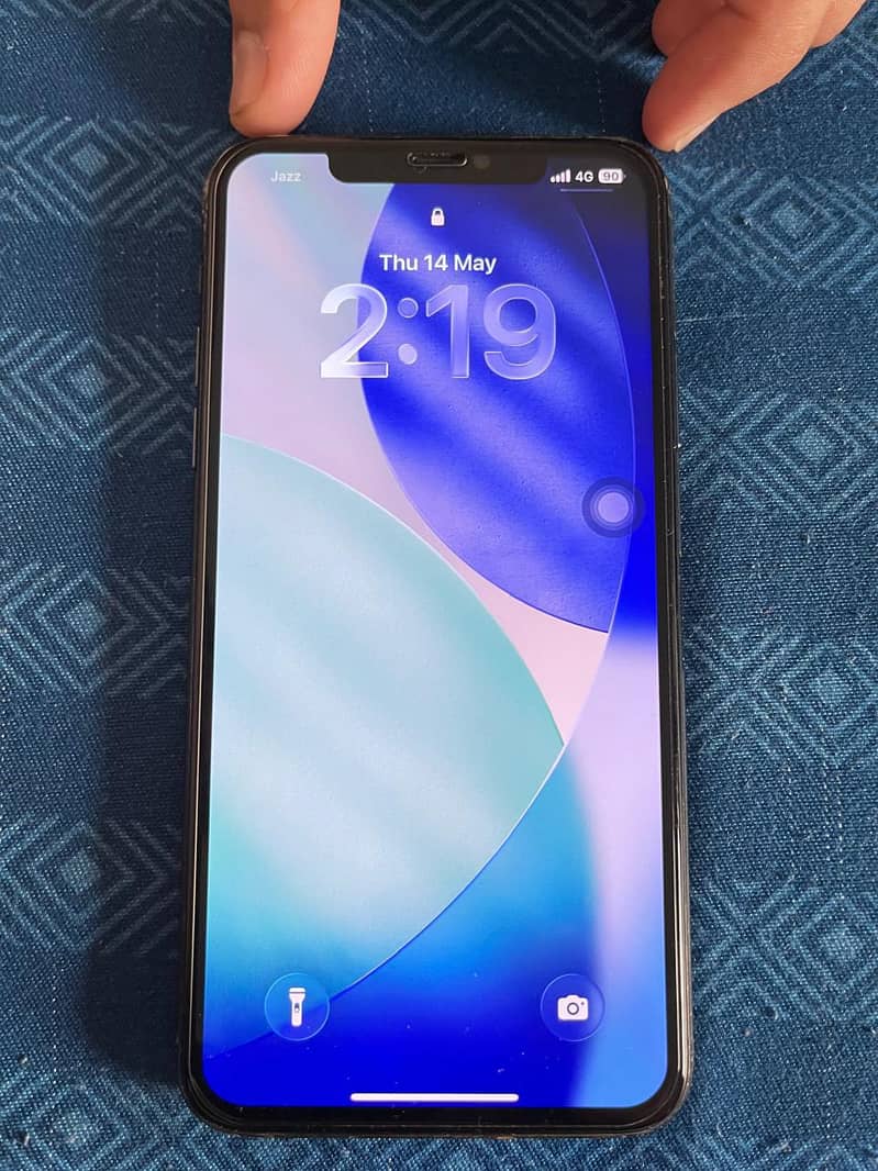 Apple iPhone 11 Pro Max 1